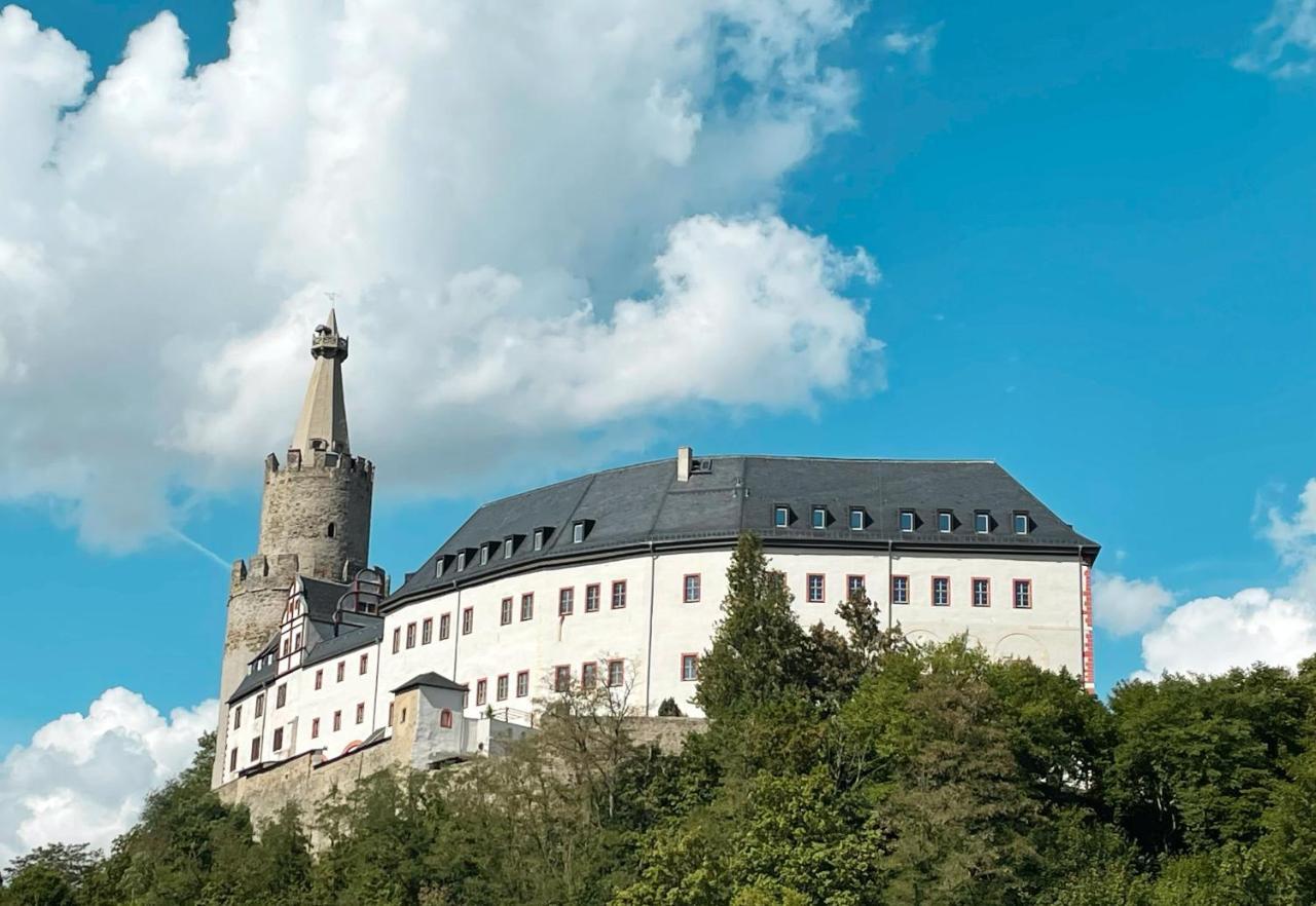 "Zur Altstadt - Am Fusse Der Osterburg" Gaststaette, Pension, Fewo Weida エクステリア 写真